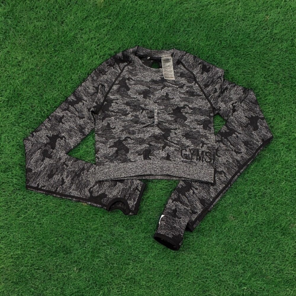 Gymshark Adapt Camo Seamless Long Sleeve Crop‎ Top Size Small Black Gray